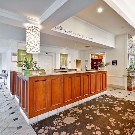 Hilton Garden Inn Tampa North Temple Terrace Eksteriør billede