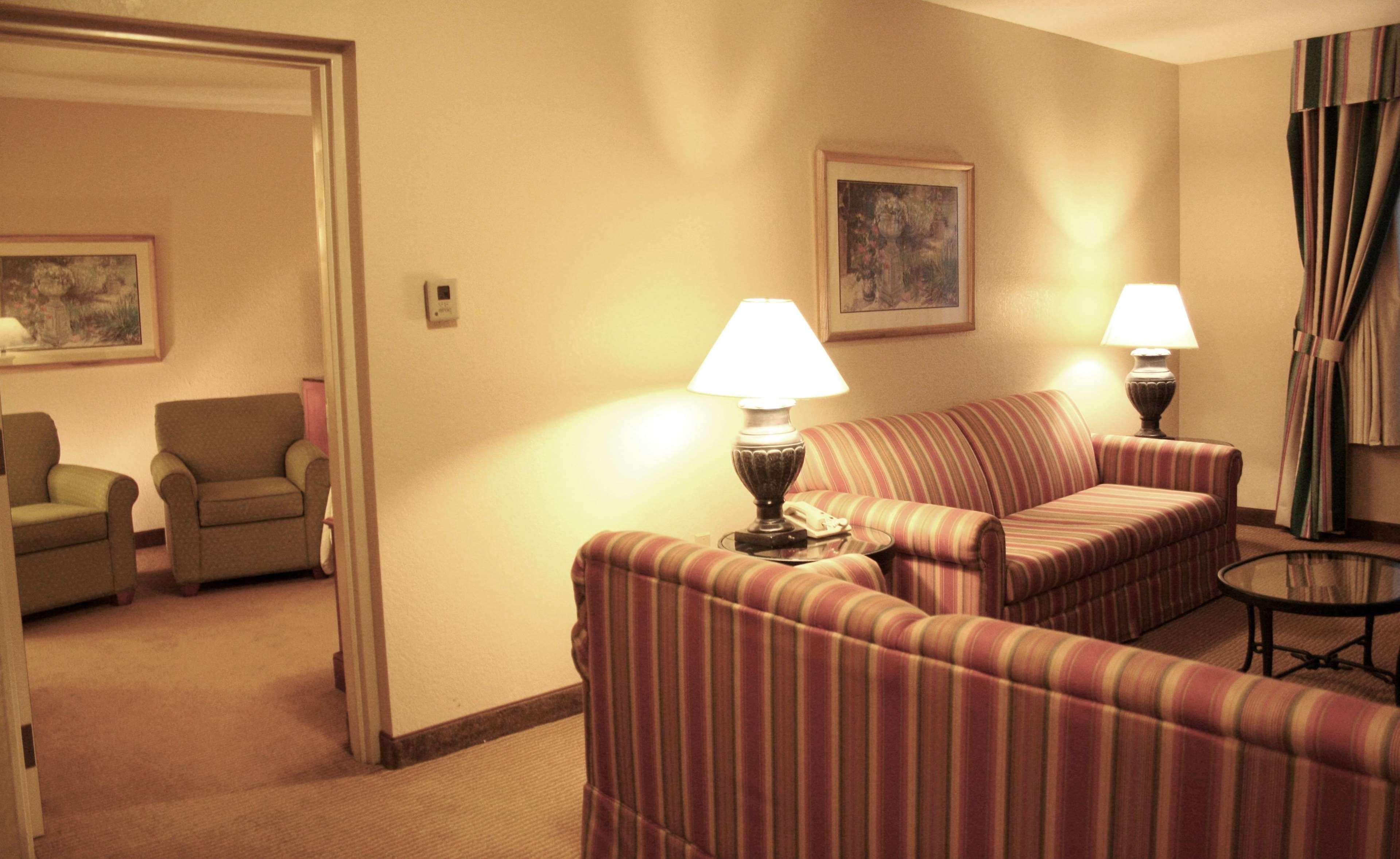 Hilton Garden Inn Tampa North Temple Terrace Værelse billede