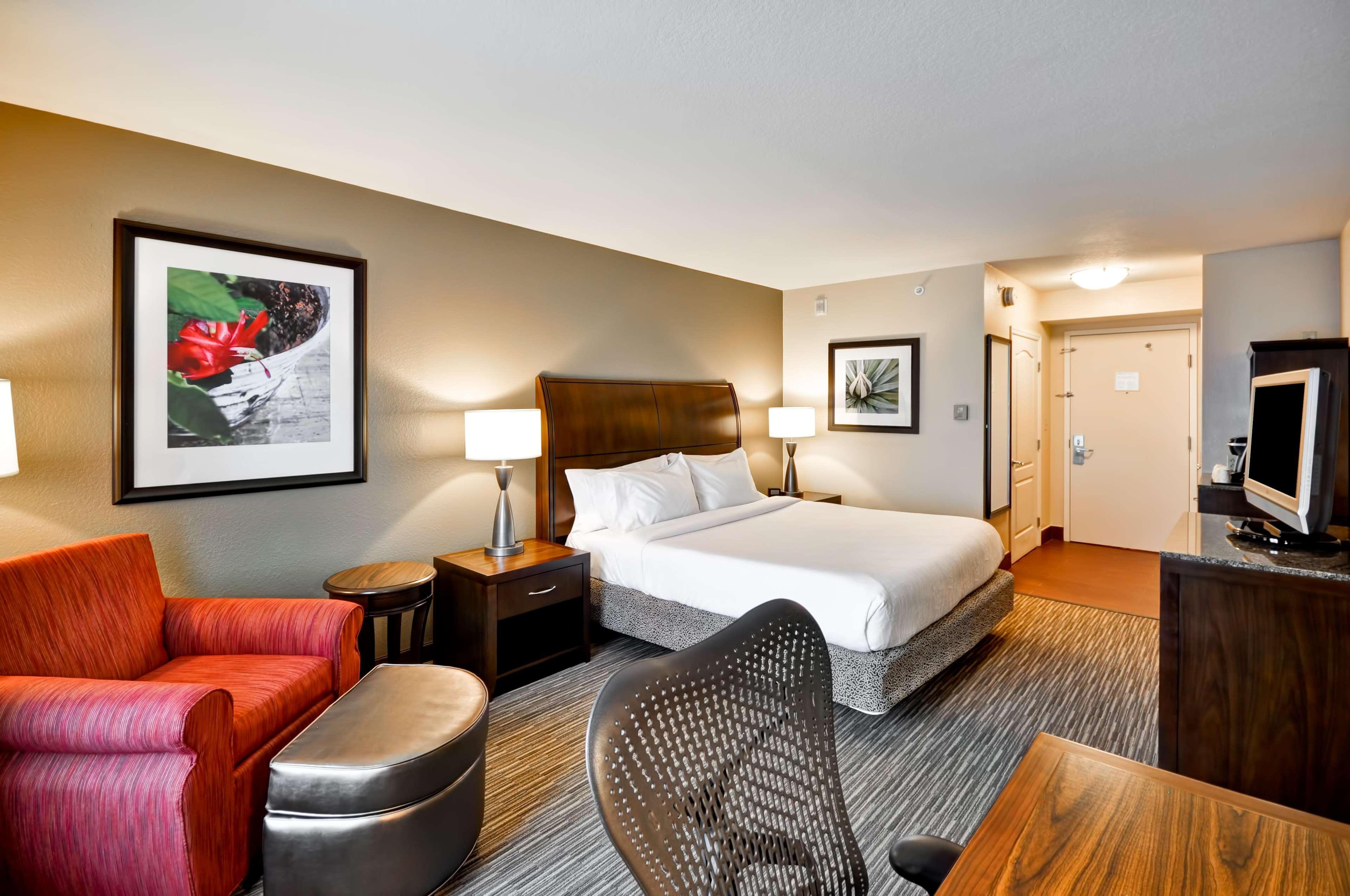 Hilton Garden Inn Tampa North Temple Terrace Eksteriør billede