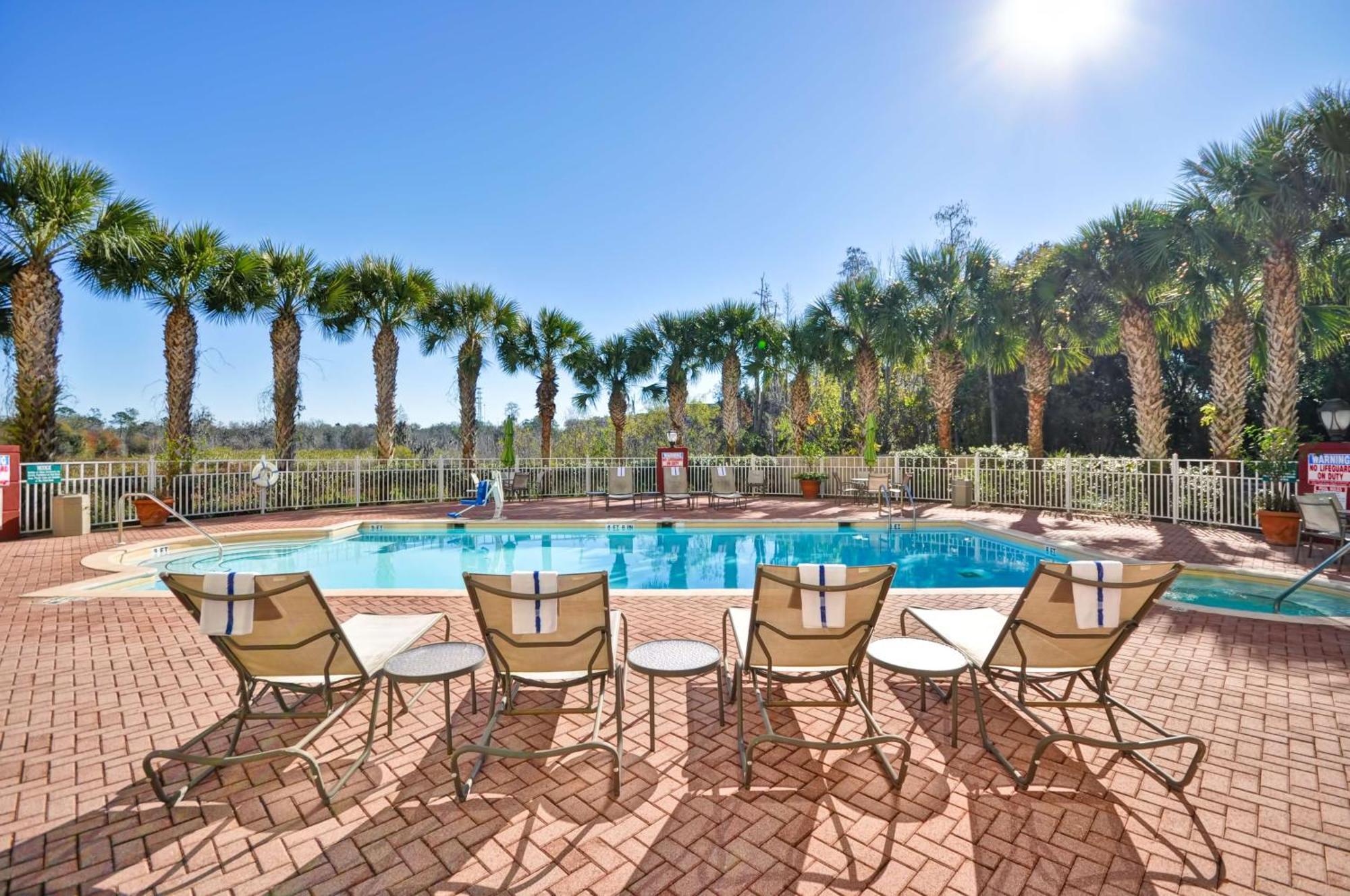 Hilton Garden Inn Tampa North Temple Terrace Eksteriør billede