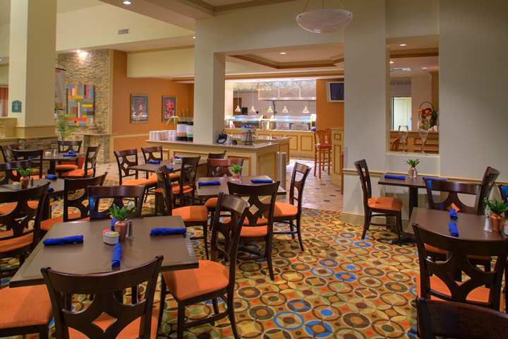 Hilton Garden Inn Tampa North Temple Terrace Eksteriør billede