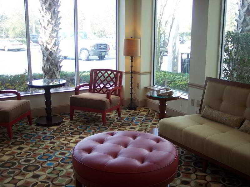 Hilton Garden Inn Tampa North Temple Terrace Eksteriør billede